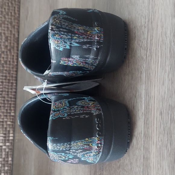 Crocs Neira pro II graphic paisley print clog - Picture 8 of 9